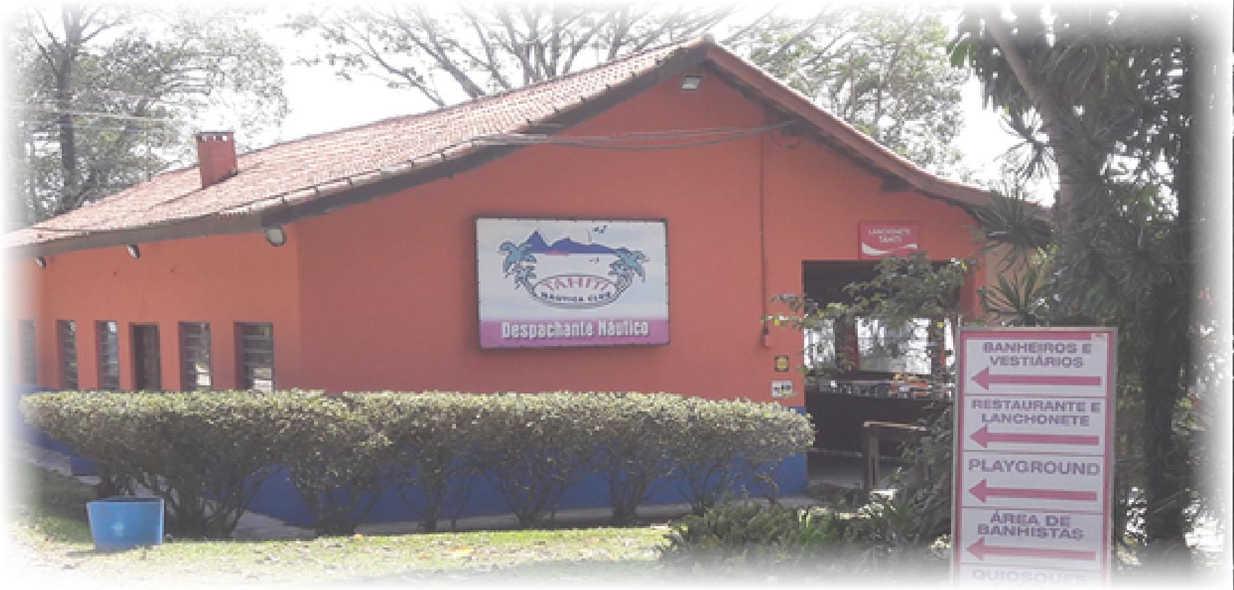 Saída pelo Tahiti Náutica Club